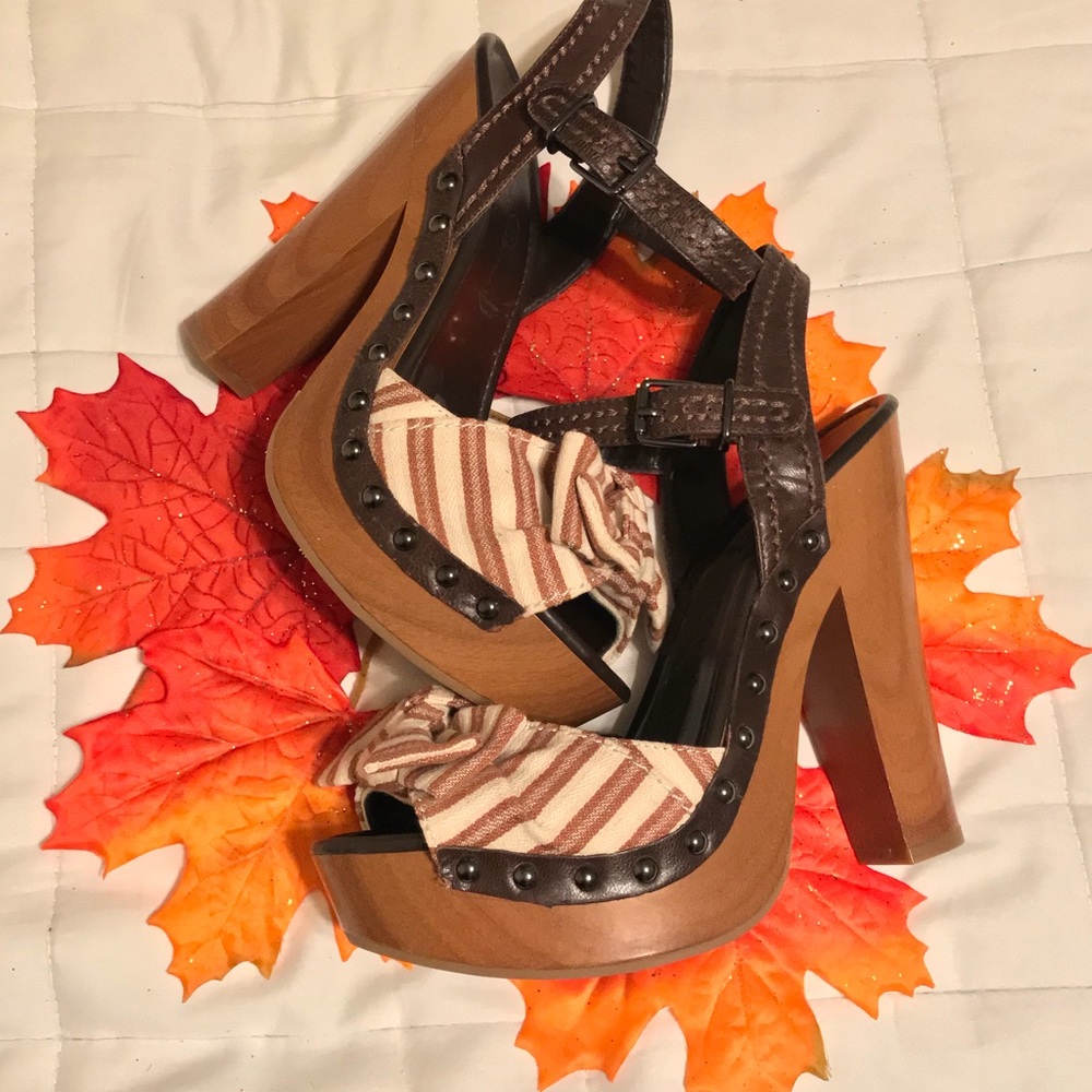 Jessica Simpson Open Toe High Heels Size 9